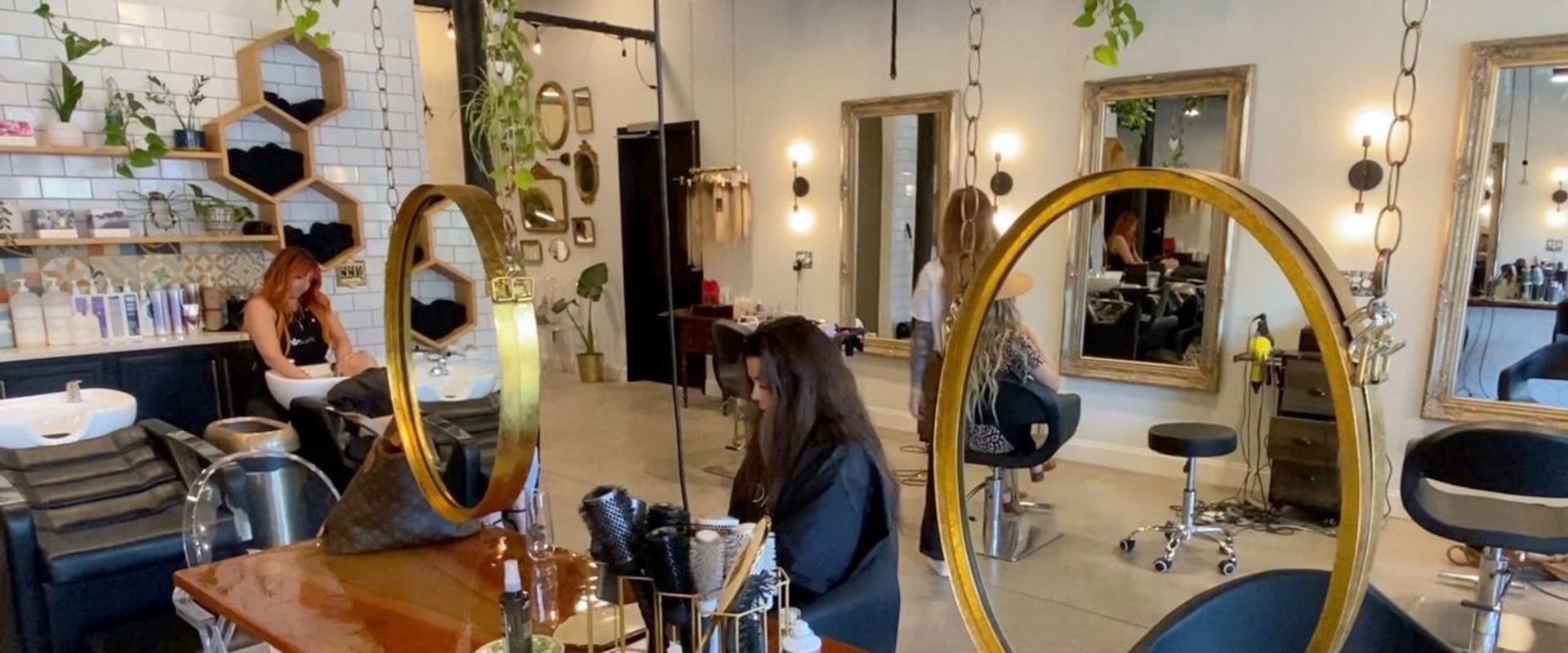 The Convenience of Mobile Services: Exploring the Best Salons in Buffalo, NY